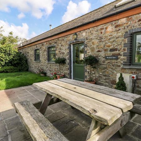 2 Fenton Home Farm Haverfordwest Exterior photo