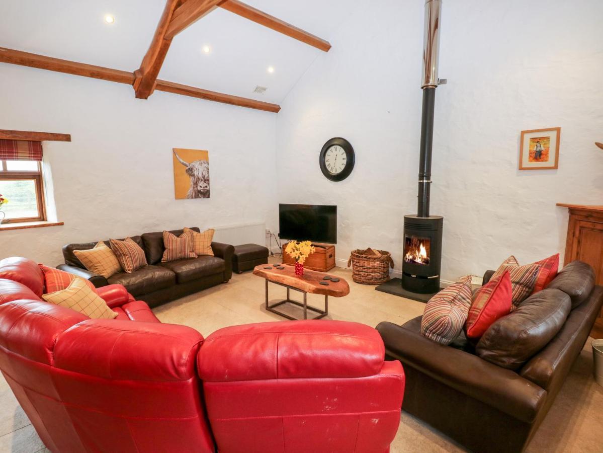 2 Fenton Home Farm Haverfordwest Exterior photo